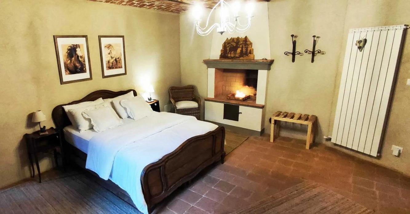 Bed and Breakfast La Casa In Collina Cinzano Экстерьер фото